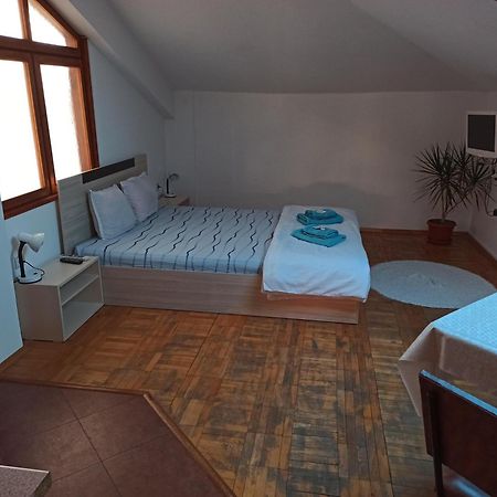 Guest House Ganovi Kalofer Kamer foto